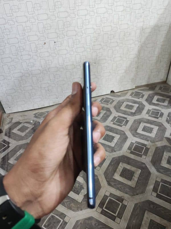 One Plus 7T 3