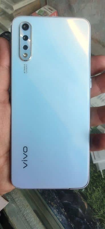 Vivo s1 1