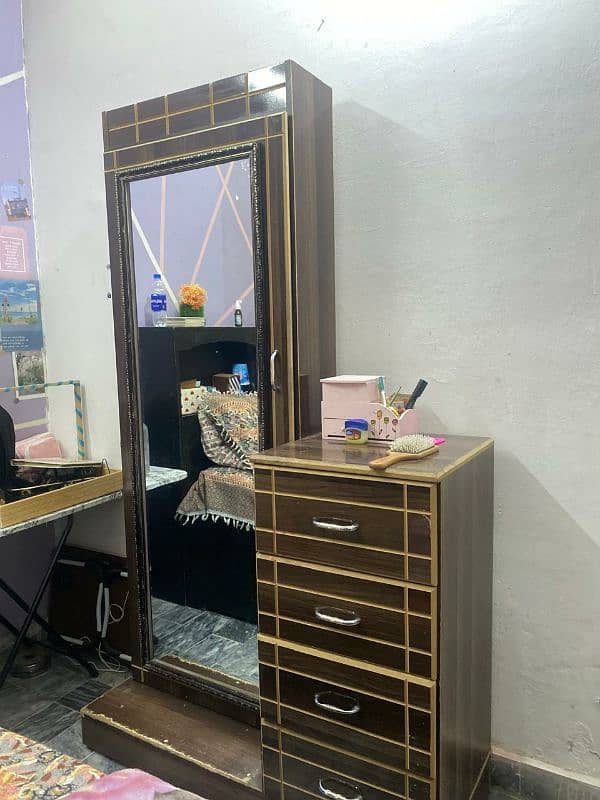 mirror wardrobe with large capacity 0