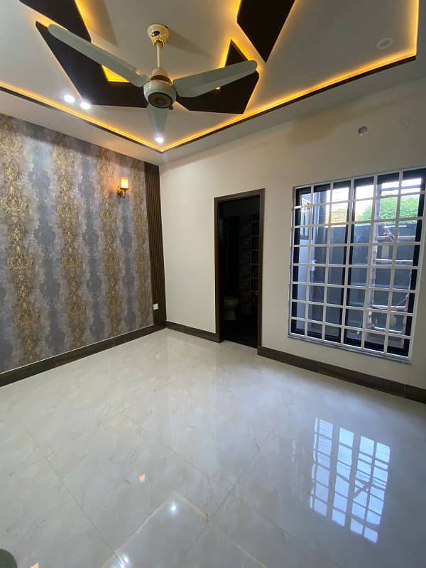 BRAND NEW 5 Marla House For Sale In Johar Town 8