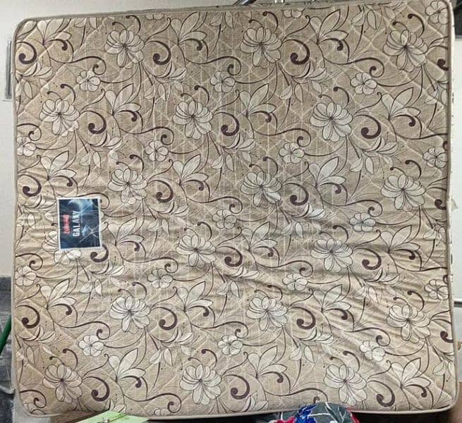 King Size Mattress with almost 7 years of warranty 0