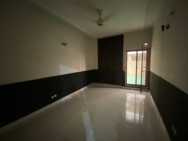 2 Bed Fully Apartment For Sale In Dha Phase 8 Lahore 4