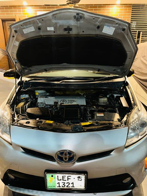 Toyota Prius 2015 9