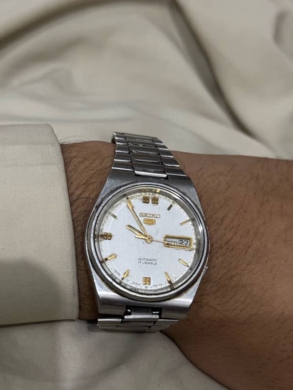 Antique piece  of seiko 5 original  40 years  old 0