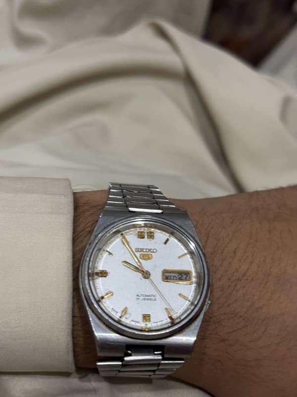 Antique piece  of seiko 5 original  40 years  old 4