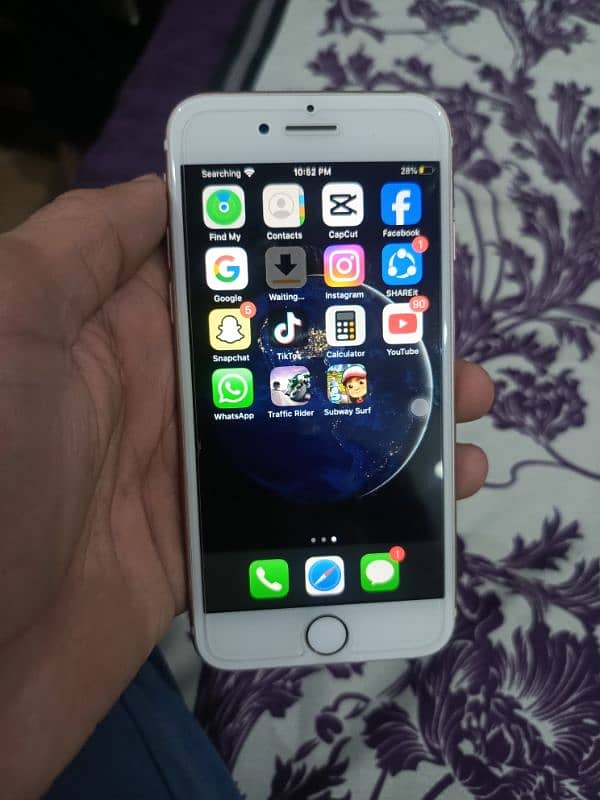 Iphone 7 (32GB) Non - PTA available in good condition. 1