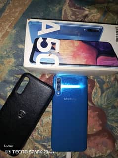 Samsung A50 box and mobile