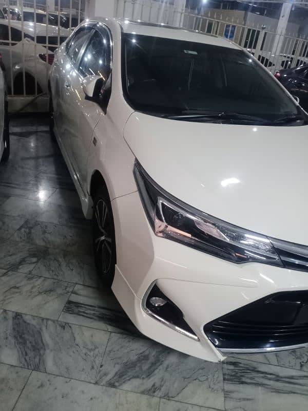 Toyota Altis Grande 2022 1