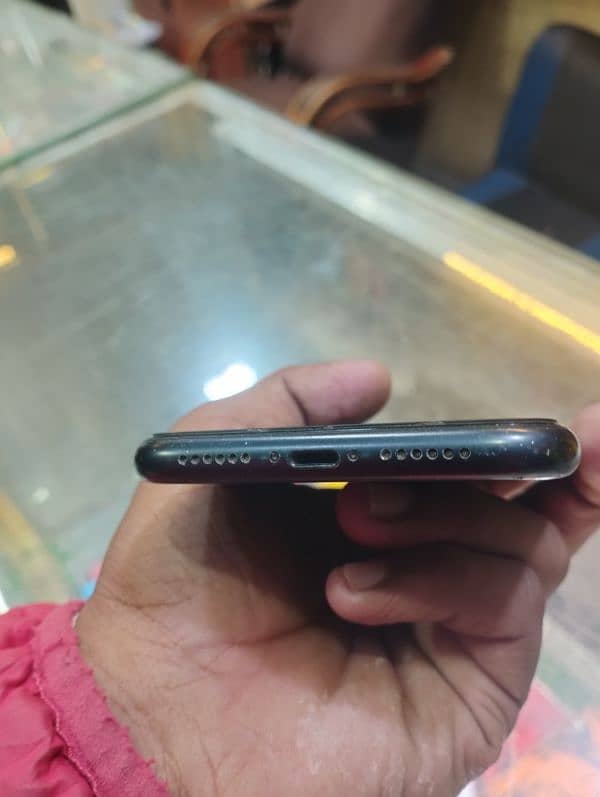 Ipone XR Colour Black storage 64 Baki All ok hai bus Waterpack nhi hai 6