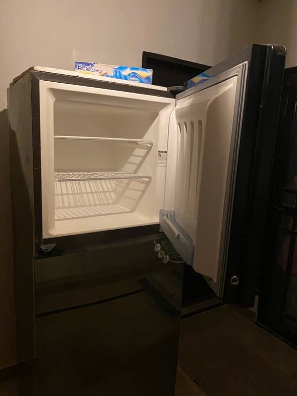 Gree Refrigerator R600 (14) 1