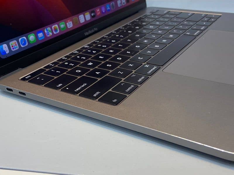 MacBook Pro 2017 1