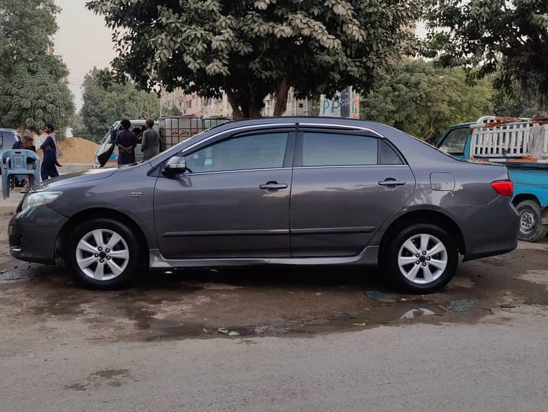 Toyota Corolla Altis SR 2010 1