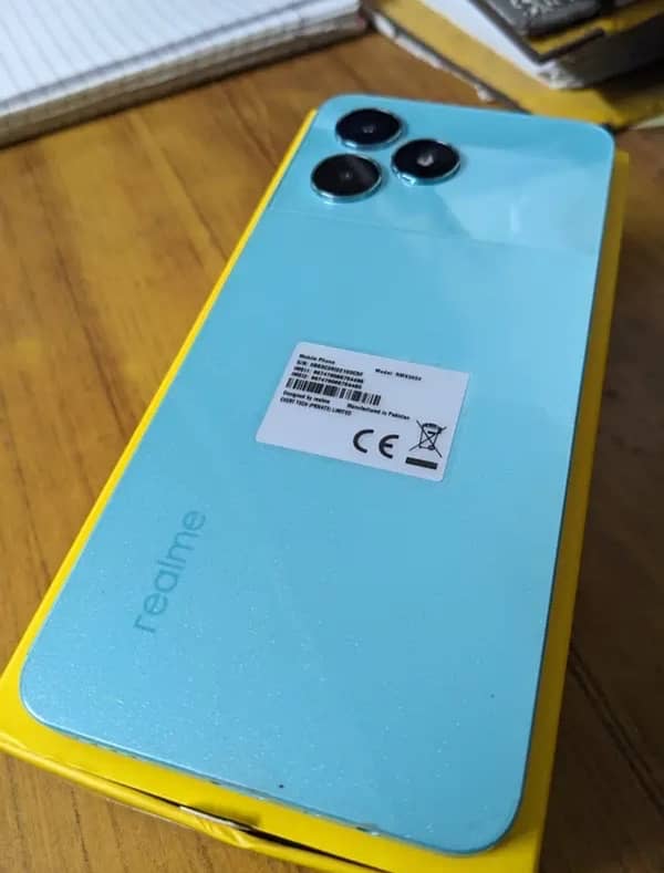 Realme C51 0