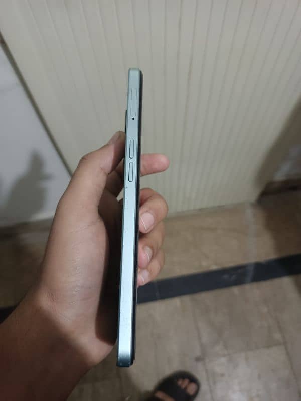 Oppo A57 1