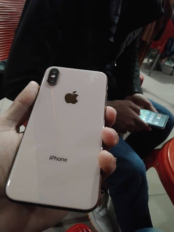 iPhone xs jv 64 1