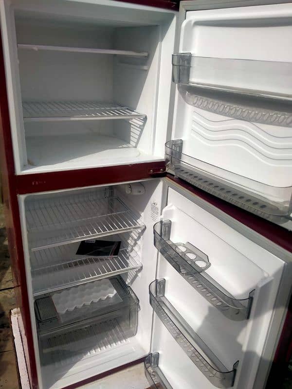 refrigerator like new 2