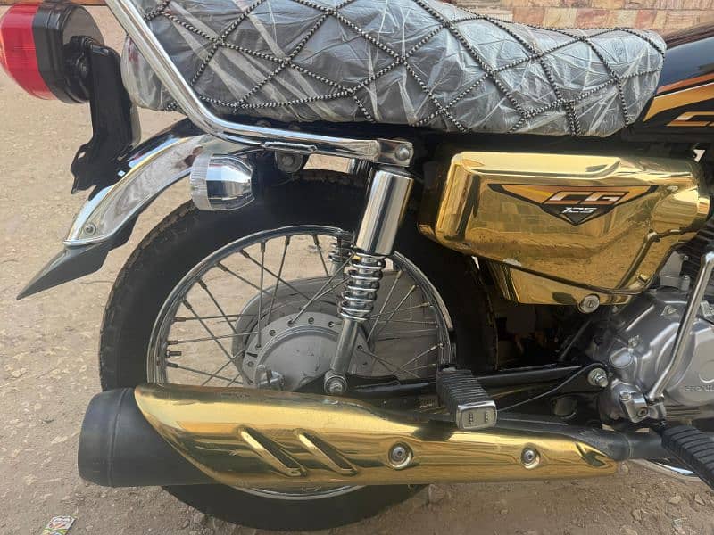 Honda Cg125 gold edition 7