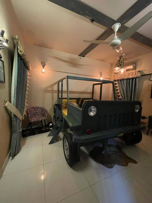 Jeep bed 0