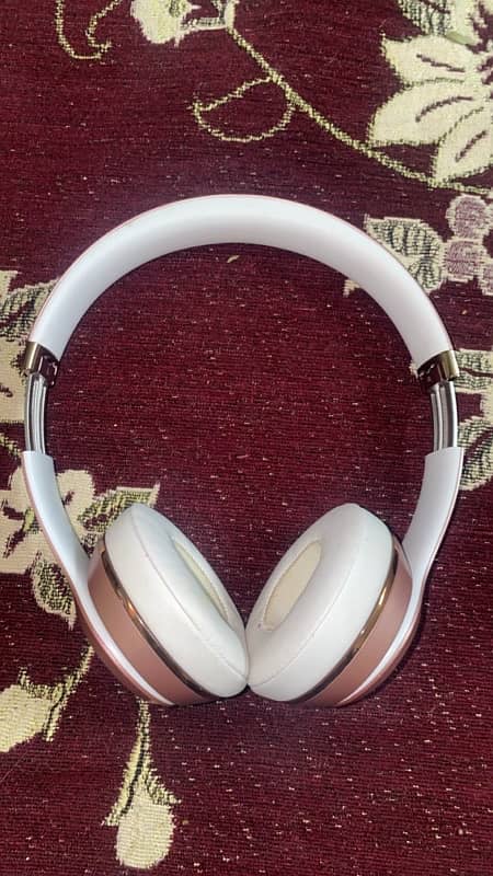 ORIGINAL BEATS SOLO3 HEADPHONES 3