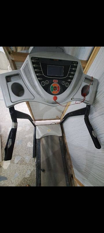 Yongyi Imported Treadmill 3 horse power very good condition 0