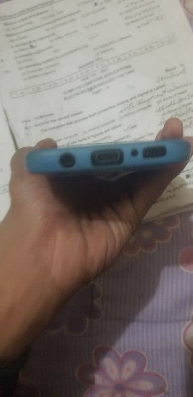 samsung s8 panel ma line ha sahi chalta ha lakin blink b karta ha 2