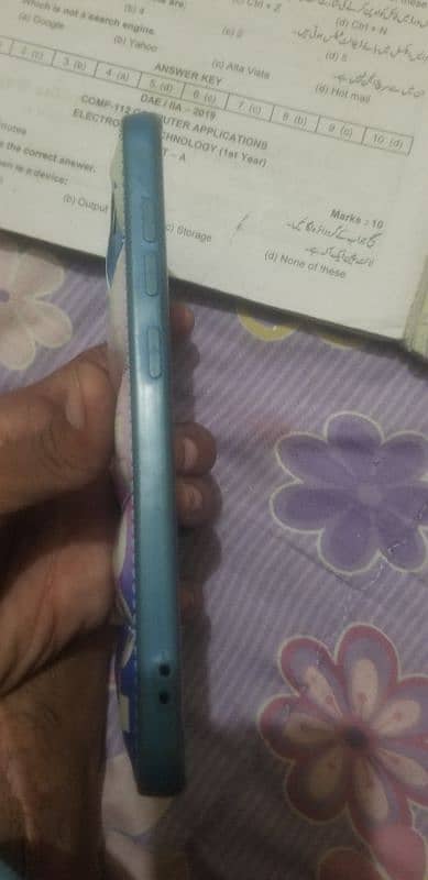 samsung s8 panel ma line ha sahi chalta ha lakin blink b karta ha 3