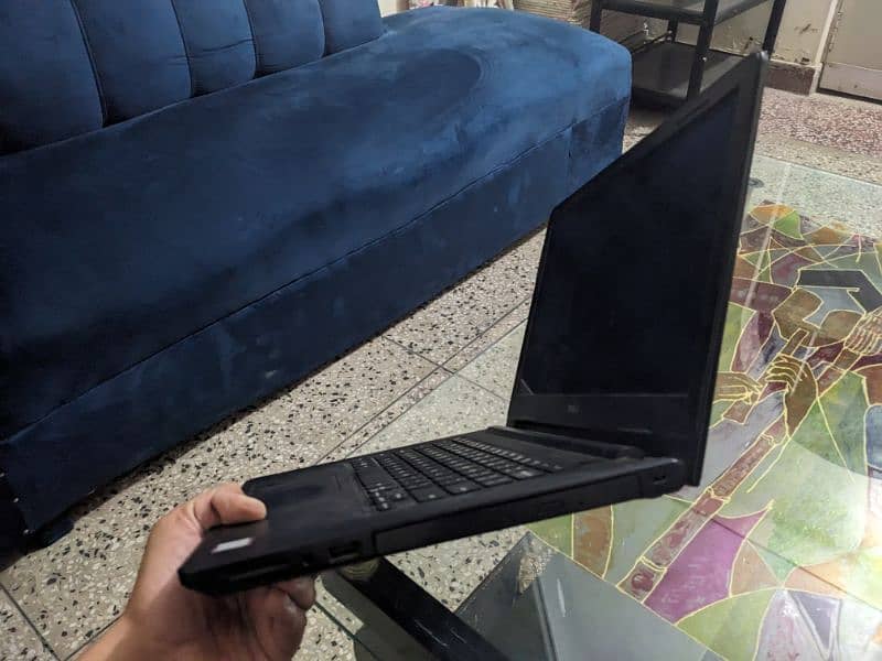 Dell vostro 14 i7 7th gen 4