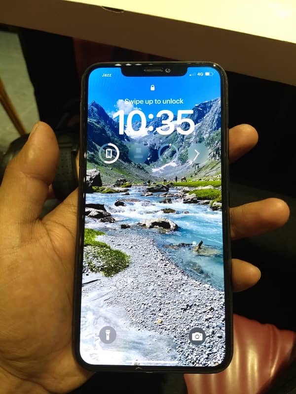 iPhone 11pro Max 256G LLA 5