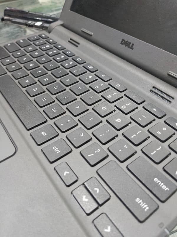 Dell 3120 laptop p22t 4/16 gb 3