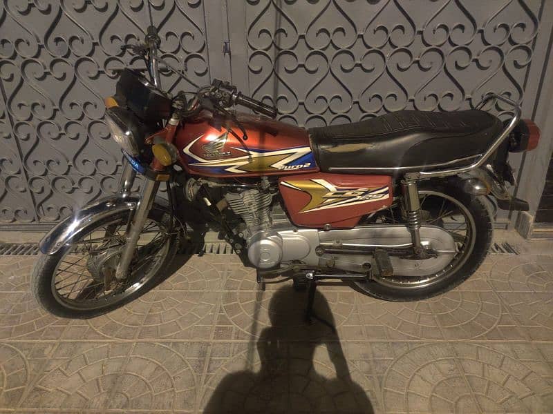 Honda 125 model 2020 karachi number 3