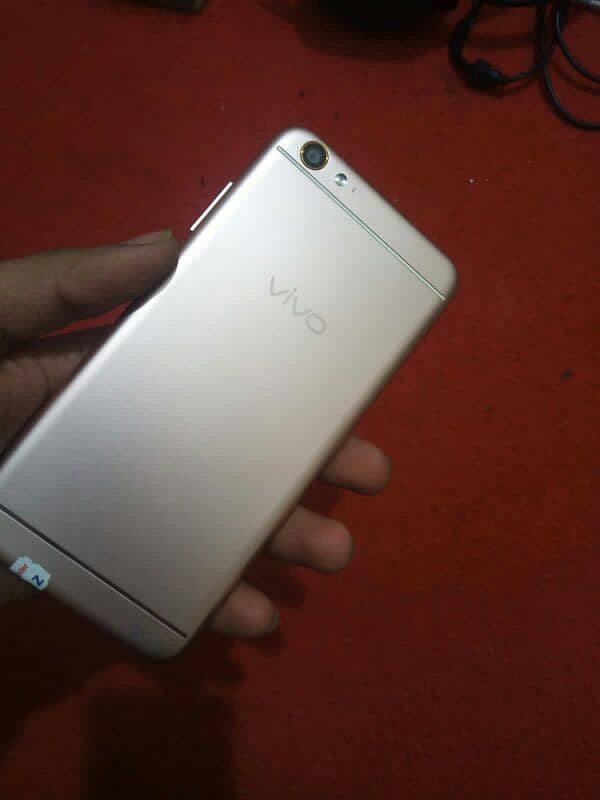 Vivo y66 4/64gb 1