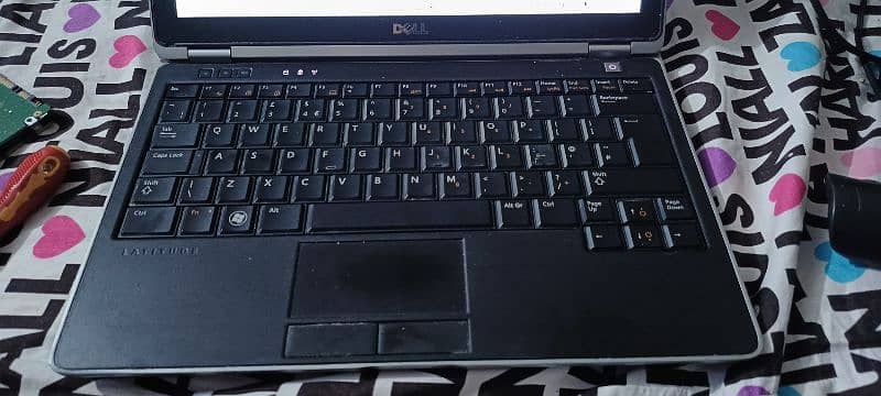 Dell Latitude E6220 i5-2nd Gen 3