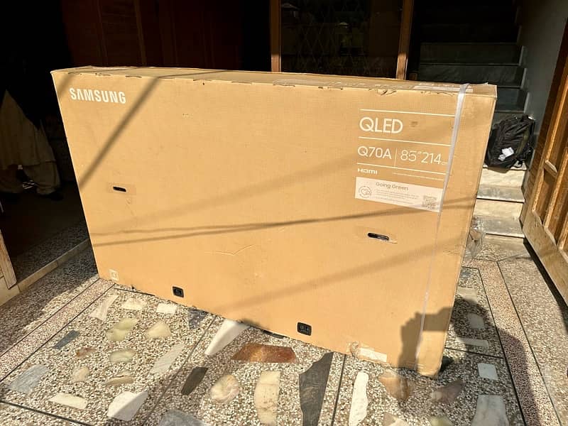 samsung Q70A 85 in qled tv 0