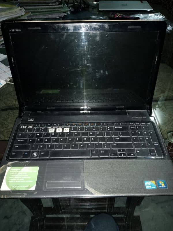 Dell Inspiron 1564 0