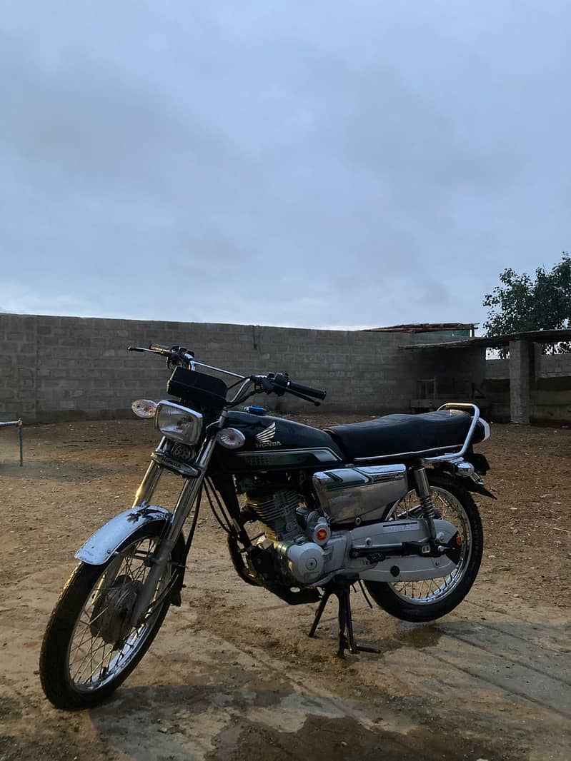 Honda CG 125 2022 Special Edition karachi Number 1