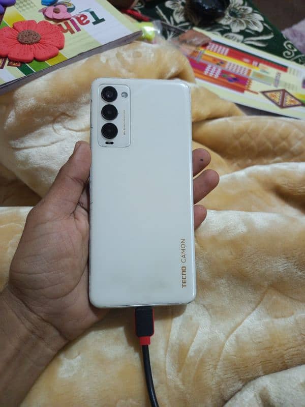 tecno camon 18t 4