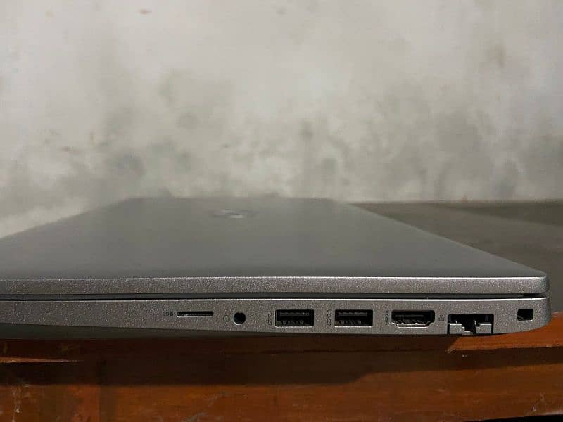 Dell Latitude 5521 11th Gen  16/512 Touch Screen 6