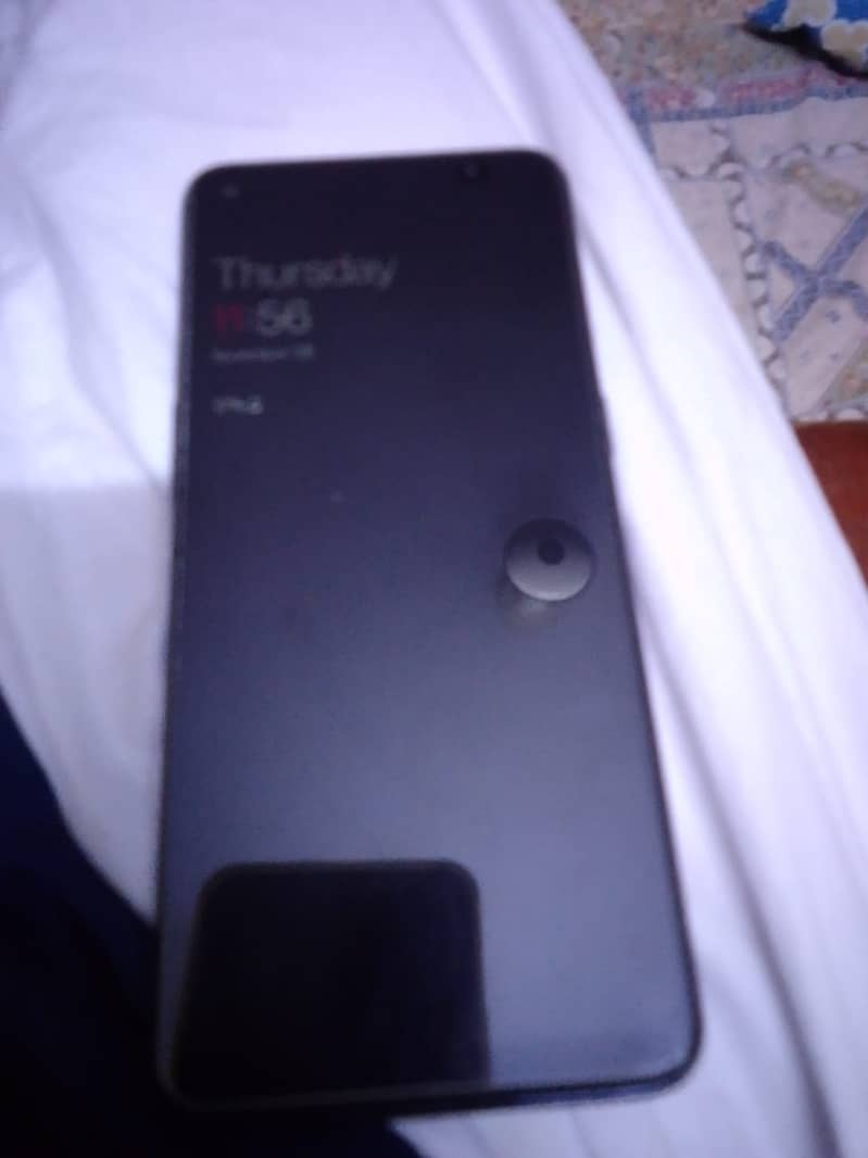 one plus n10 5G   6/128 gb 1