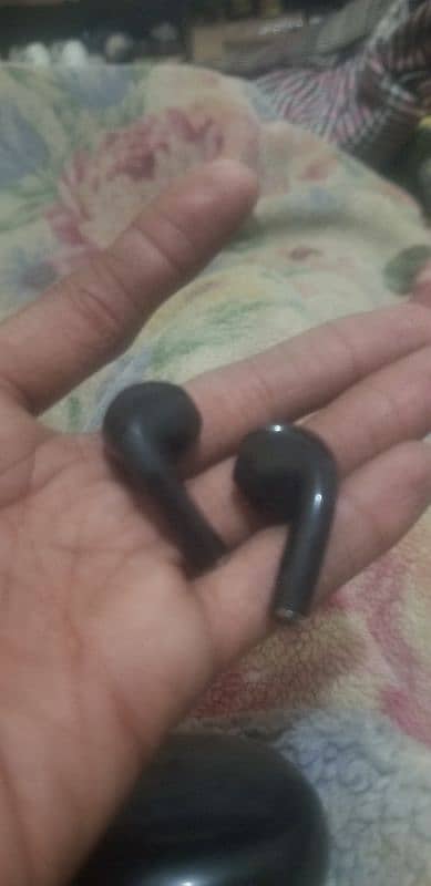 airpods pro 6 for sell 2