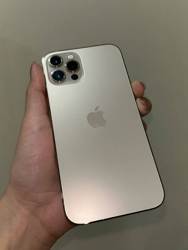 iPhone 12 Pro Gold 128 GB NON PTA 4