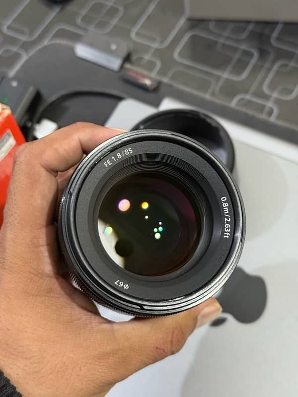 Sony 85mm f1.8 Lens ef mount Lush condition 0