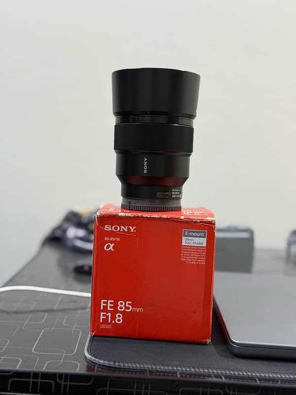 Sony 85mm f1.8 Lens ef mount Lush condition 3