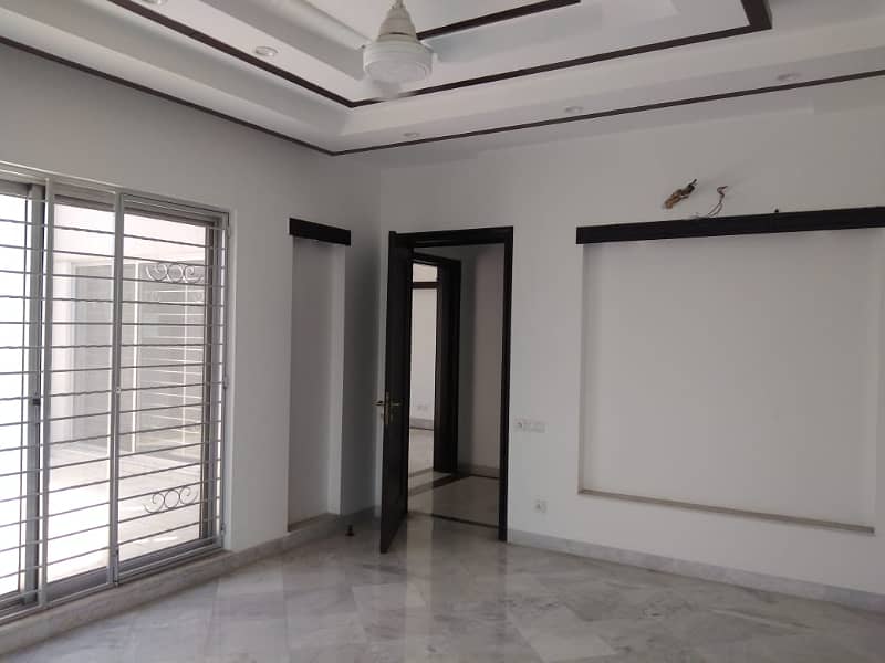 Kanal House Rent In DHA Phase 4-FF 16