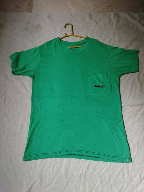 6 T-shirt used 1