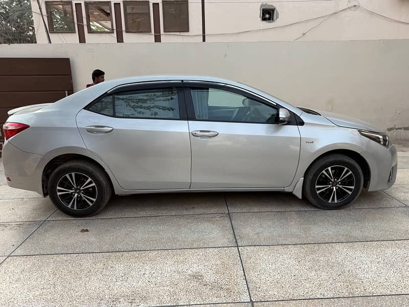 Toyota Corolla GLI 2016 4