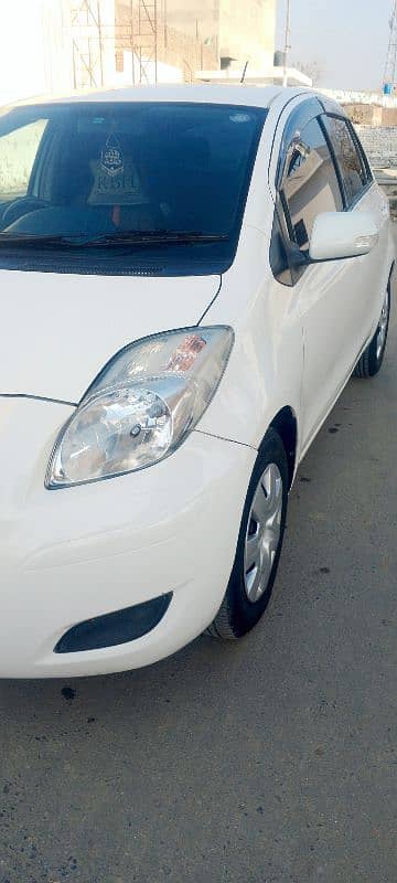 Toyota Vitz 2013 1