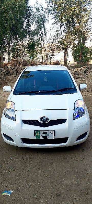 Toyota Vitz 2013 5