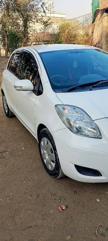 Toyota Vitz 2013 15