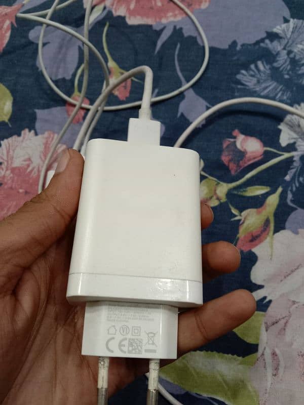 iphone 14pro max &F21 pro orignal charger 4