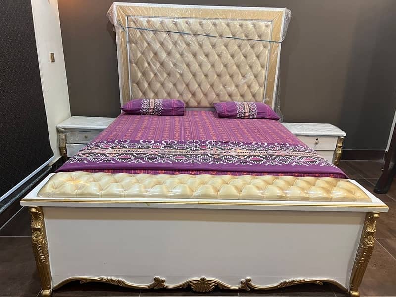 New King Size Bed + 2 Side Table 2